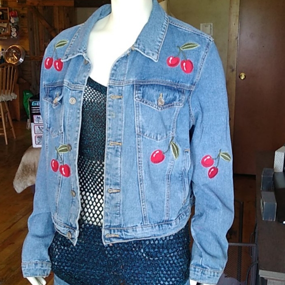 Forever 21 Jackets & Blazers - Forever 21 Denim Jean Jacket Size 2x